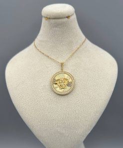 AJ3811 مدال ورساچ طلاساده نگین دار براق