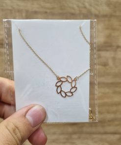 گردنبند طلا طرح مدال گل AJ2543